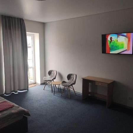 Apartment On Zarwanska Street Kamenets-Podolsk Eksteriør bilde