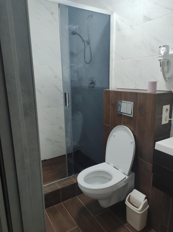 Apartment On Zarwanska Street Kamenets-Podolsk Eksteriør bilde